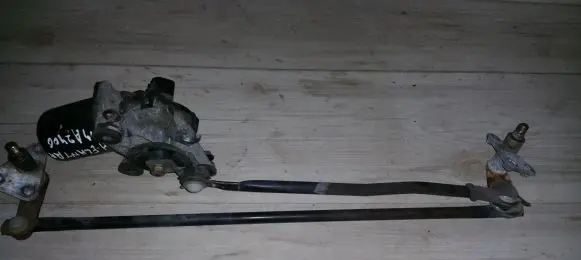 Hyundai Elantra Front wiper linkage and motor