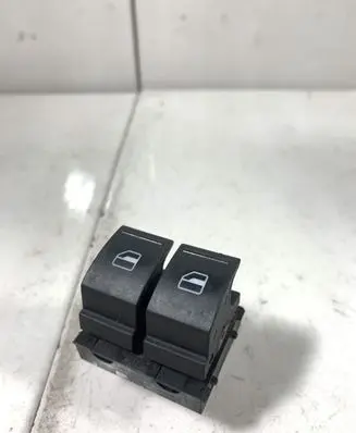 Volkswagen Touran I Electric window control switch 1K3959857