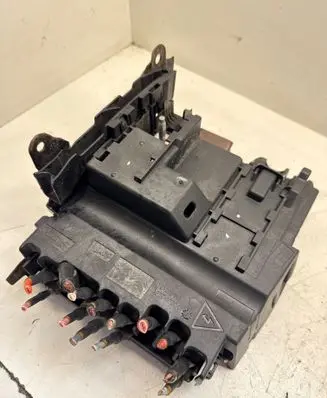 Peugeot 308 Battery control module 9675350280 22661F01