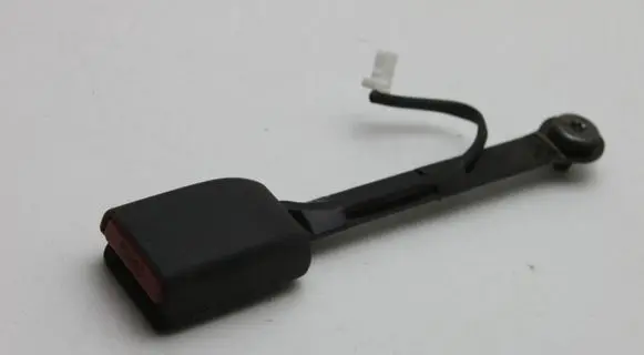 Nissan X-Trail T32 Front seatbelt buckle