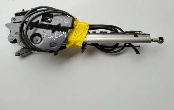 BMW 6 E63 E64 Convertible roof lock latch cylinder 