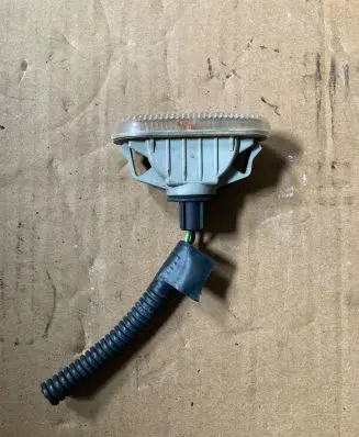 Nissan Qashqai Front fender indicator light A048088 1752