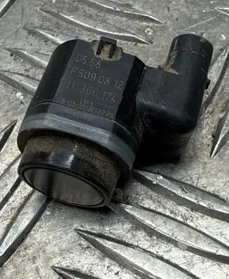 Nissan Qashqai Parking PDC sensor 28438BG00A 607039 1008121901
