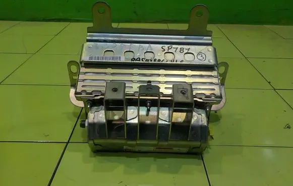 Honda Civic Passenger airbag 77850SMGE813M1 SP181