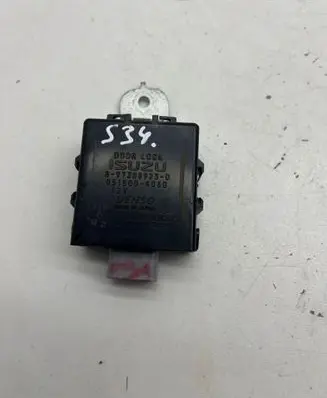Isuzu D-Max Door control unit/module 8973859230 0515004050