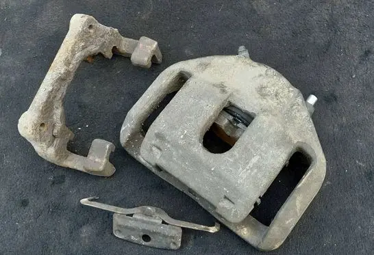 BMW 5 E60 E61 Front brake caliper