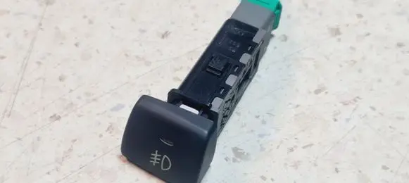 Hyundai Santa Fe Fog light switch 93740