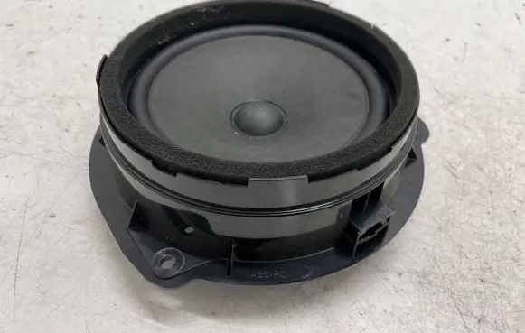 Audi Q2 - Rear door speaker 8V4035411B