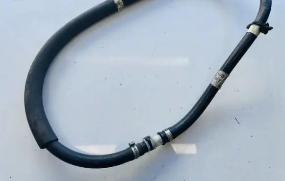 BMW X5 E70 Engine coolant pipe/hose