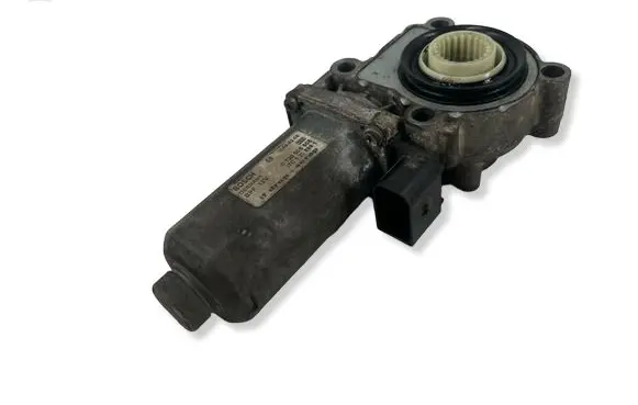 Land Rover Discovery 3 - LR3 Gearbox-reducer motor 0130008508