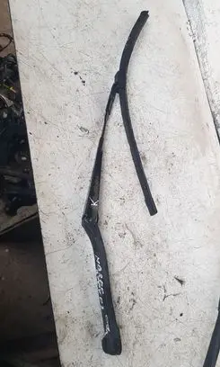 Mercedes-Benz E W212 Windshield/front glass wiper blade 
