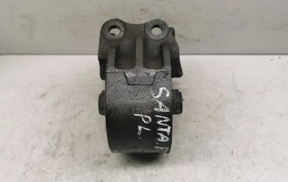 Hyundai Santa Fe Engine mount bracket 218323F050PH