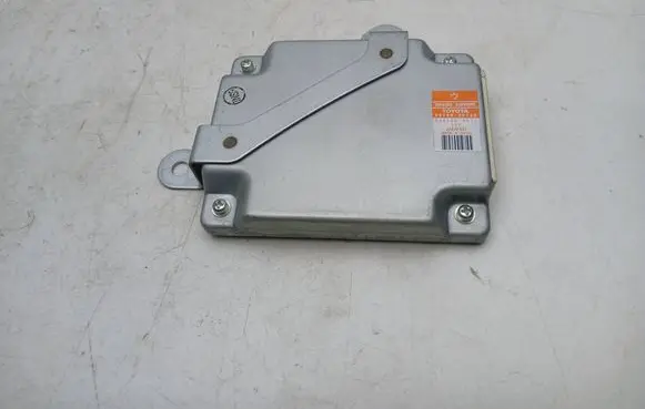 Lexus GS 250 350 300H 450H Other control units/modules 8815030120 0368000631