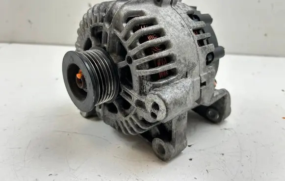 BMW X5 E53 Generator/alternator 
