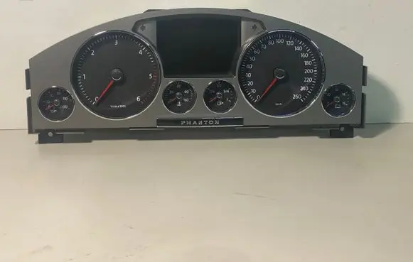 Volkswagen Phaeton Speedometer (instrument cluster) 3D0920886C 0263661044