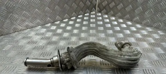 Jeep Grand Cherokee EGR valve line/pipe/hose