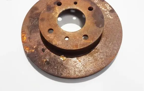 Nissan Almera N16 Front brake disc ventiliuojamas