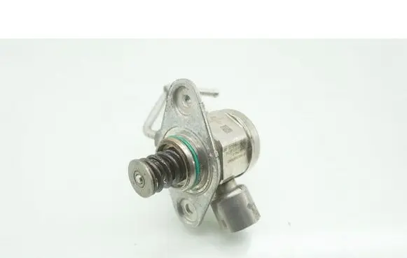 Mercedes-Benz GLC X253 C253 Fuel injection high pressure pump A2740700501