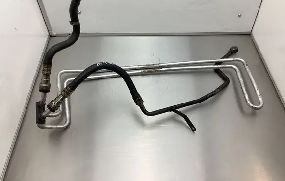 BMW 7 E38 Air conditioning (A/C) pipe/hose 