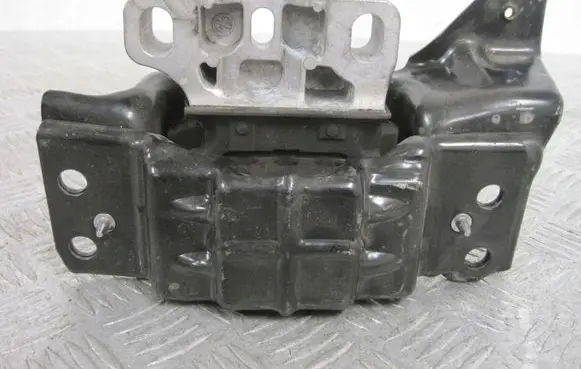 Skoda Scala Engine mount vacuum valve 2Q0199555BA