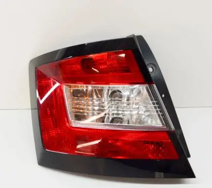 Skoda Fabia Mk3 (NJ) Rear/tail lights 6V6945095
