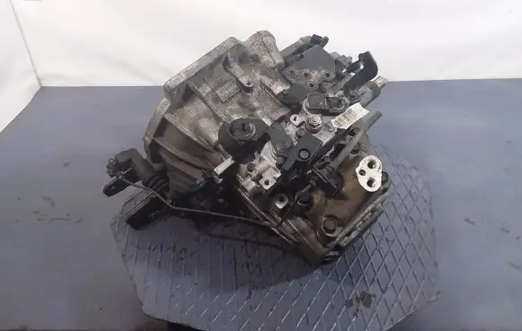KIA Rio Manual 6 speed gearbox R61873