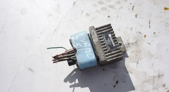 Opel Vivaro Glow plug pre-heat relay 9640469680