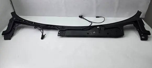 Land Rover Range Rover Evoque L551 Wiper trim K8D24105A
