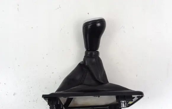 Jaguar XE Gear lever shifter trim leather/knob GX73-7C455-A