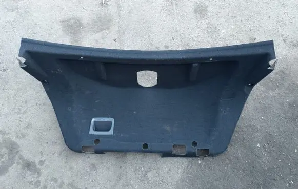 Trunk/boot lower side trim panel