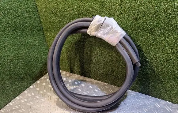 Mercedes-Benz Citan W415 Rubber seal sliding door (on door) 