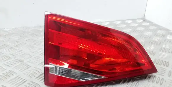 Audi A4 S4 B8 8K Tailgate rear/tail lights