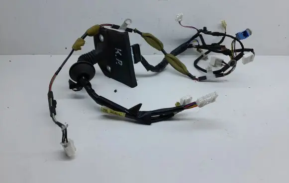 Toyota Prius (XW30) Front door wiring loom 8215247440D 82515247