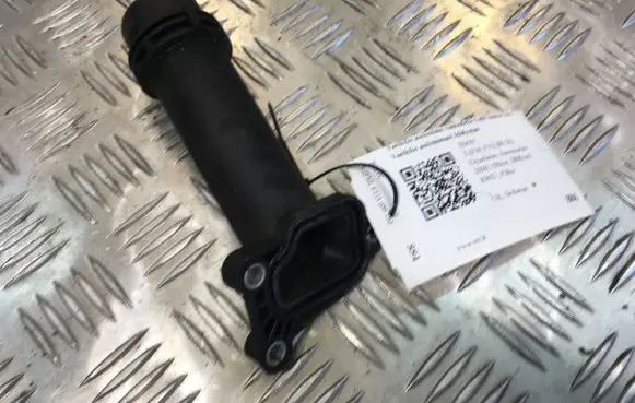 BMW 5 F10 F11 Engine coolant pipe/hose 781070702