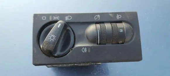 Volkswagen Golf III Light switch 1h6941531a