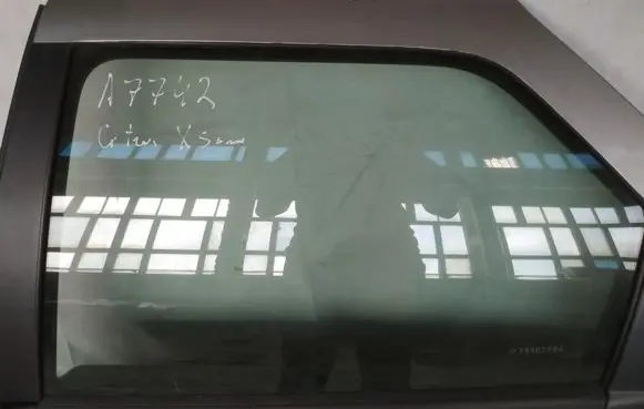 Citroen Xsara Rear door window glass