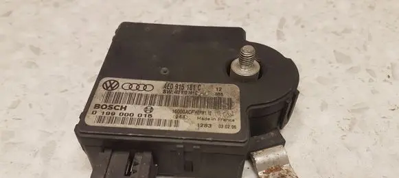 Audi A8 S8 D3 4E Battery control module 4E0915181C