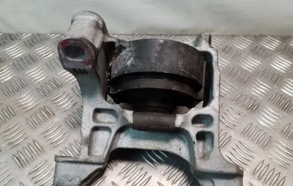 Mazda 6 Engine mount bracket KD45K1442