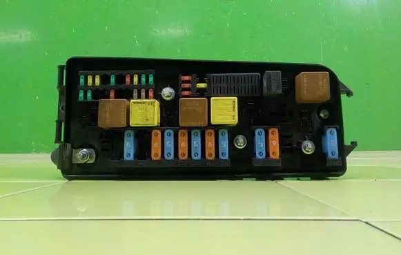 Saab 9-3 Ver2 Fuse box set 519124705 WP11