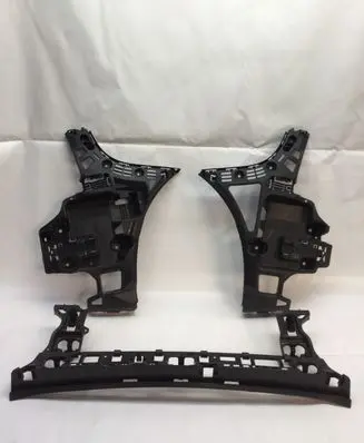 BMW 2 Active Tourer U06 Rear bumper mounting bracket 8739137 8739138 8739135