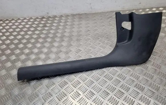Skoda Octavia Mk3 (5E) Front sill trim cover 5E0863483