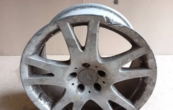 Mercedes-Benz CLS C219 R17 alloy rim A2194010002