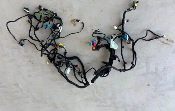 Peugeot 3008 II Panel wiring 9818825180