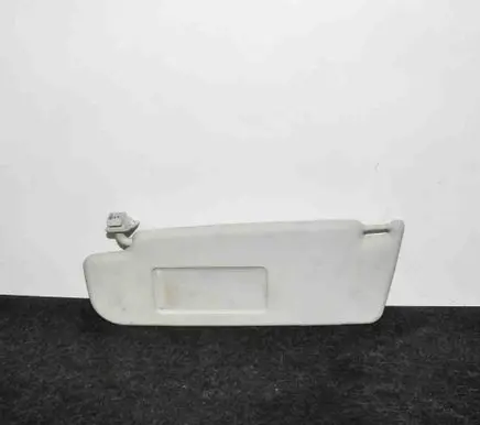Volkswagen PASSAT CC Sun visor
