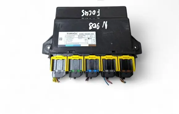 Ford Focus Comfort/convenience module 5WK49778N AV6N-19G481-AM