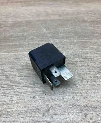 Volkswagen Golf IV Other relay 7M0951253A