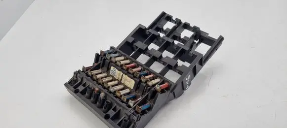 Mercedes-Benz S W126 Fuse module 1265400550 1265406905