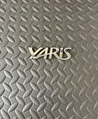 Toyota Yaris Manufacturers badge/model letters 7544252010