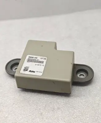 BMW 5 E60 E61 Aerial antenna amplifier 6935024