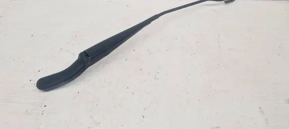Ford Mondeo Mk III Front wiper blade arm 1S7117526CC